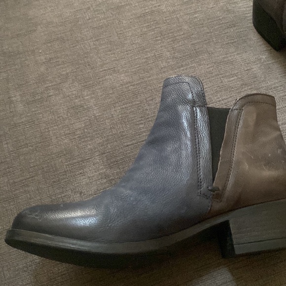 NWOT Miz Mooz Booties size 9 NWOT - Picture 4 of 10